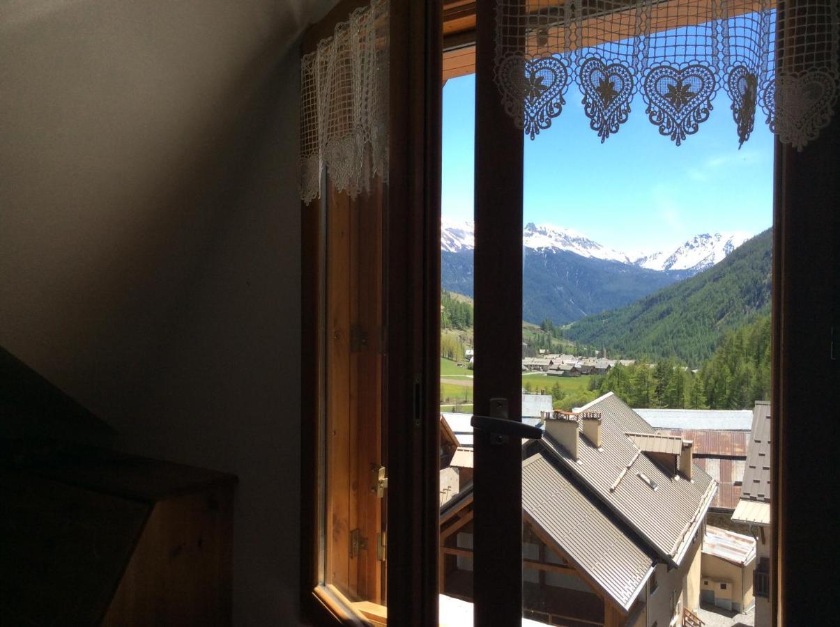 Chambre D'Hote Les Carlines อาร์วิเยอ ภายนอก รูปภาพ